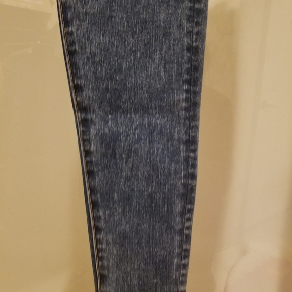 NWT size 2, 26 w American Eagle high rise blue jean - Picture 5 of 8